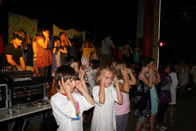 gal/2010/2010 Saitentwist Abschied Duererschule 9.7/2010 Saitentwist Duererschule Abschied 4.Kl. 9.Juli Im Coffee Cor 052.jpg